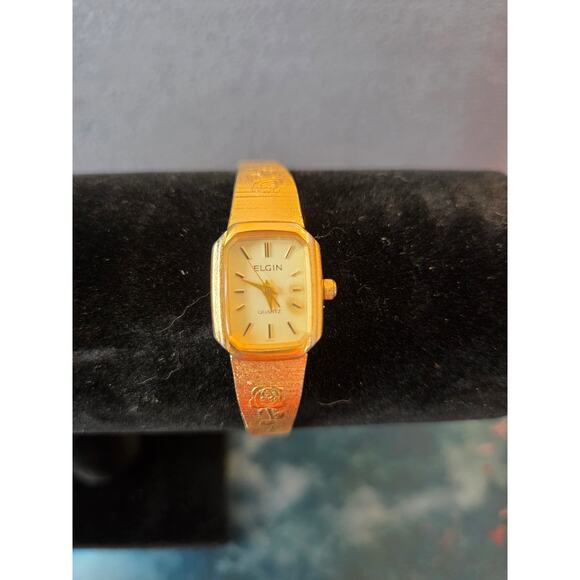 Elgin Ladies vintage watch rose detail stainless steel back ek416-007